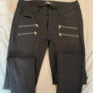 AMAZING CONDITION PAIGE JEANS!